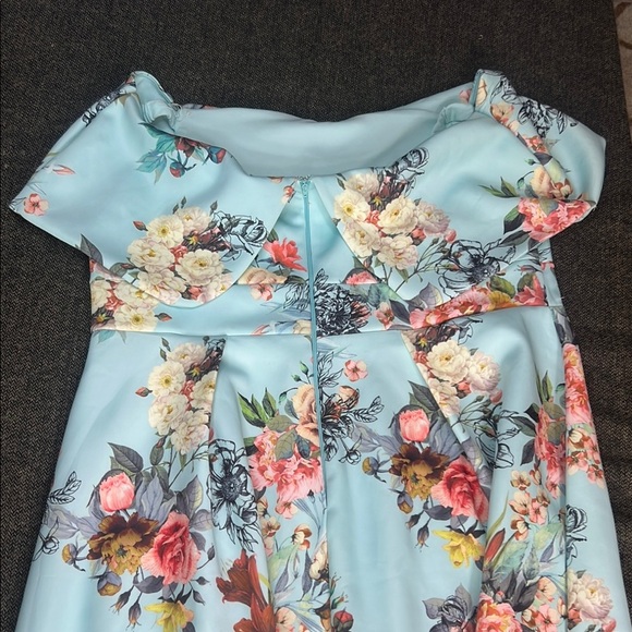 ASOS Stunning Blue Off-Shoulder Formal Dress with Stretch Plus sz 18 - Picture 10 of 16